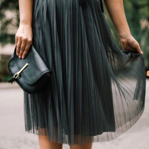 banana republic midi skirt